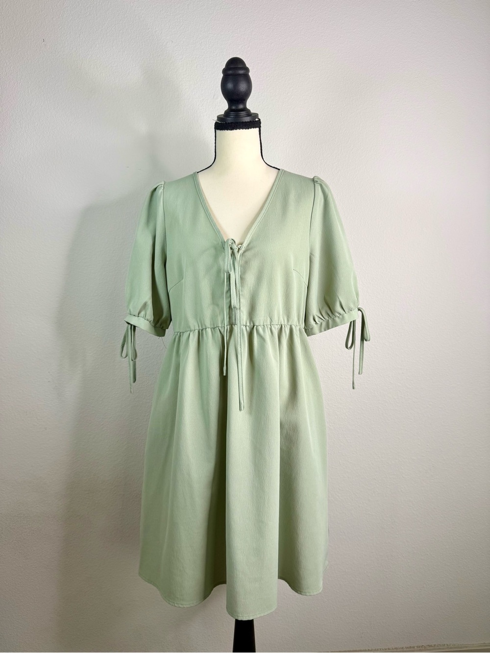 Light Green V-Neck Tie-Front Women's Dress